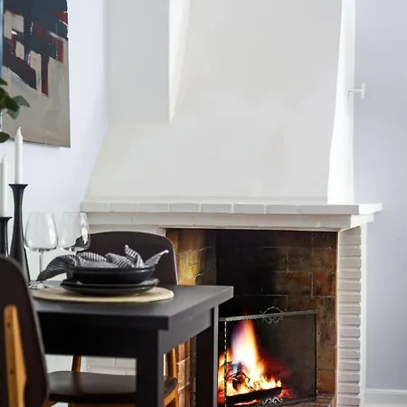 Appartement With Cozy Fireplace & Balcony Oslo